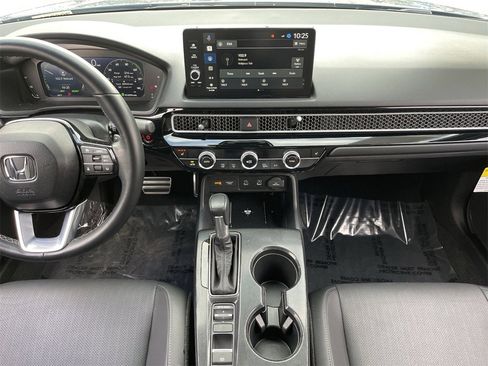 Certified 2025 Honda Civic Sport image 13