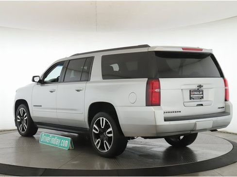 Used 2019 Chevrolet Suburban Premier image 8