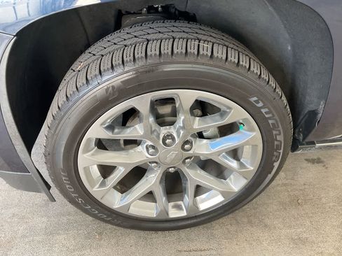 Used 2019 Cadillac Escalade Premium Luxury image 10