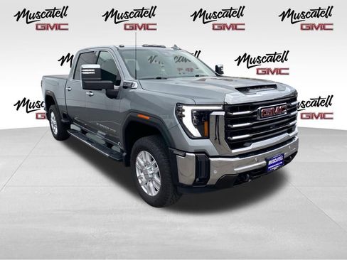 Used 2024 GMC Sierra 2500 SLT w/ SLT Premium Package AWD/4WD image 3