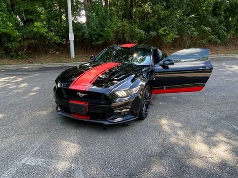 Used 2015 Ford Mustang GT Premium RWD image 51