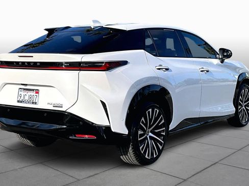 Used 2023 Lexus RZ 450e Premium image 12