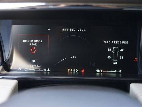 Used 2019 Lincoln Navigator Reserve AWD/4WD image 27