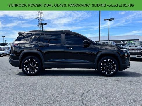 Used 2025 Chevrolet Equinox RS w/ Safety and Technology Package AWD/4WD image 3