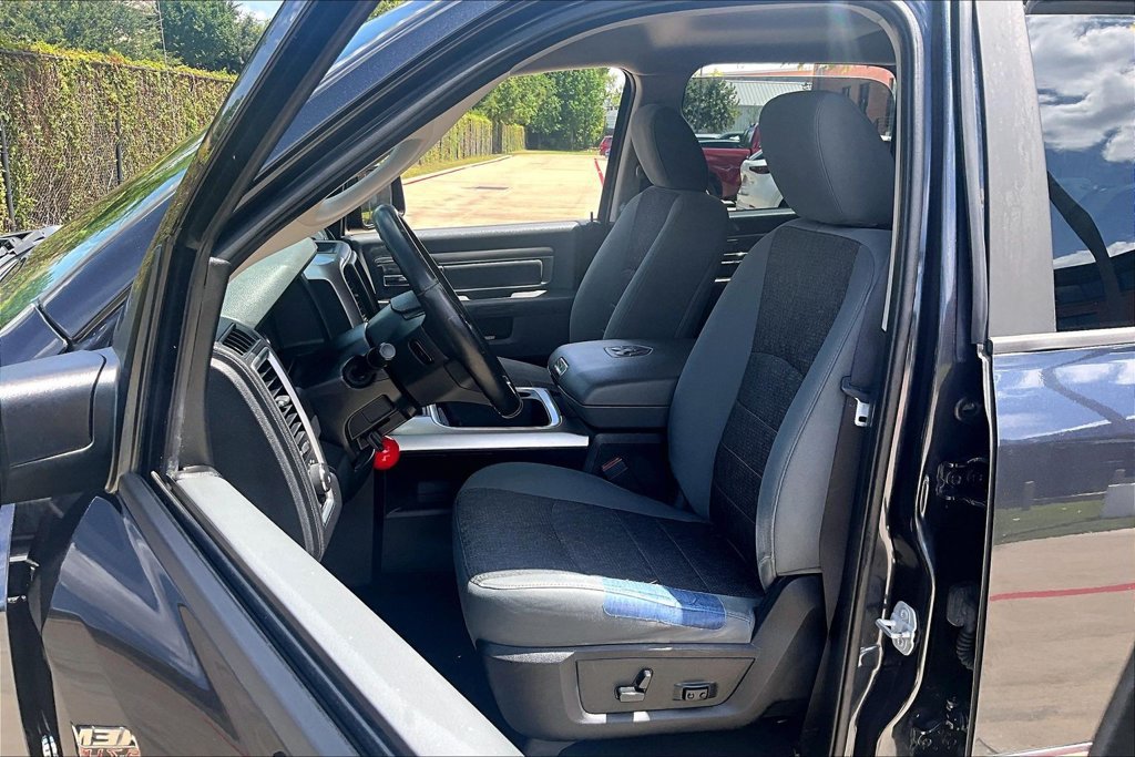 Used 2016 RAM 1500 Lone Star RWD image 33