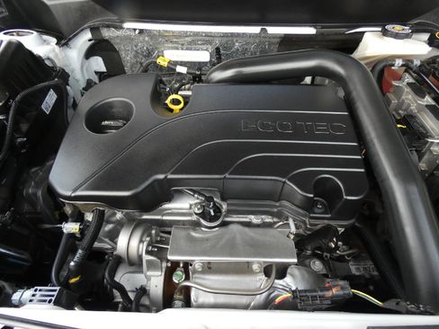 Certified 2024 Chevrolet Equinox RS image 18