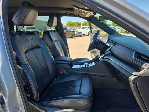 Used 2021 Jeep Grand Cherokee L Overland AWD/4WD image 11