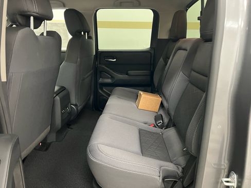 New 2026 Nissan Frontier SV w/ SV Convenience Package AWD/4WD image 12