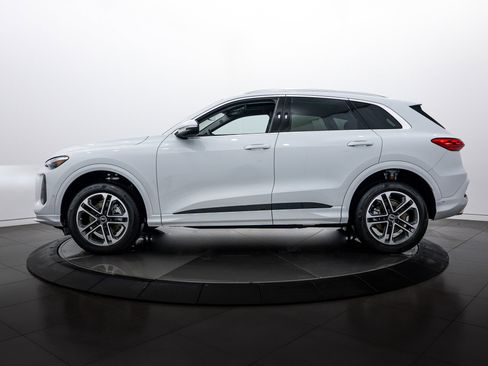 New 2025 Audi Q5 Premium Plus image 7