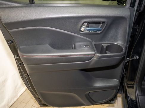 Used 2021 Honda Ridgeline Black Edition image 9