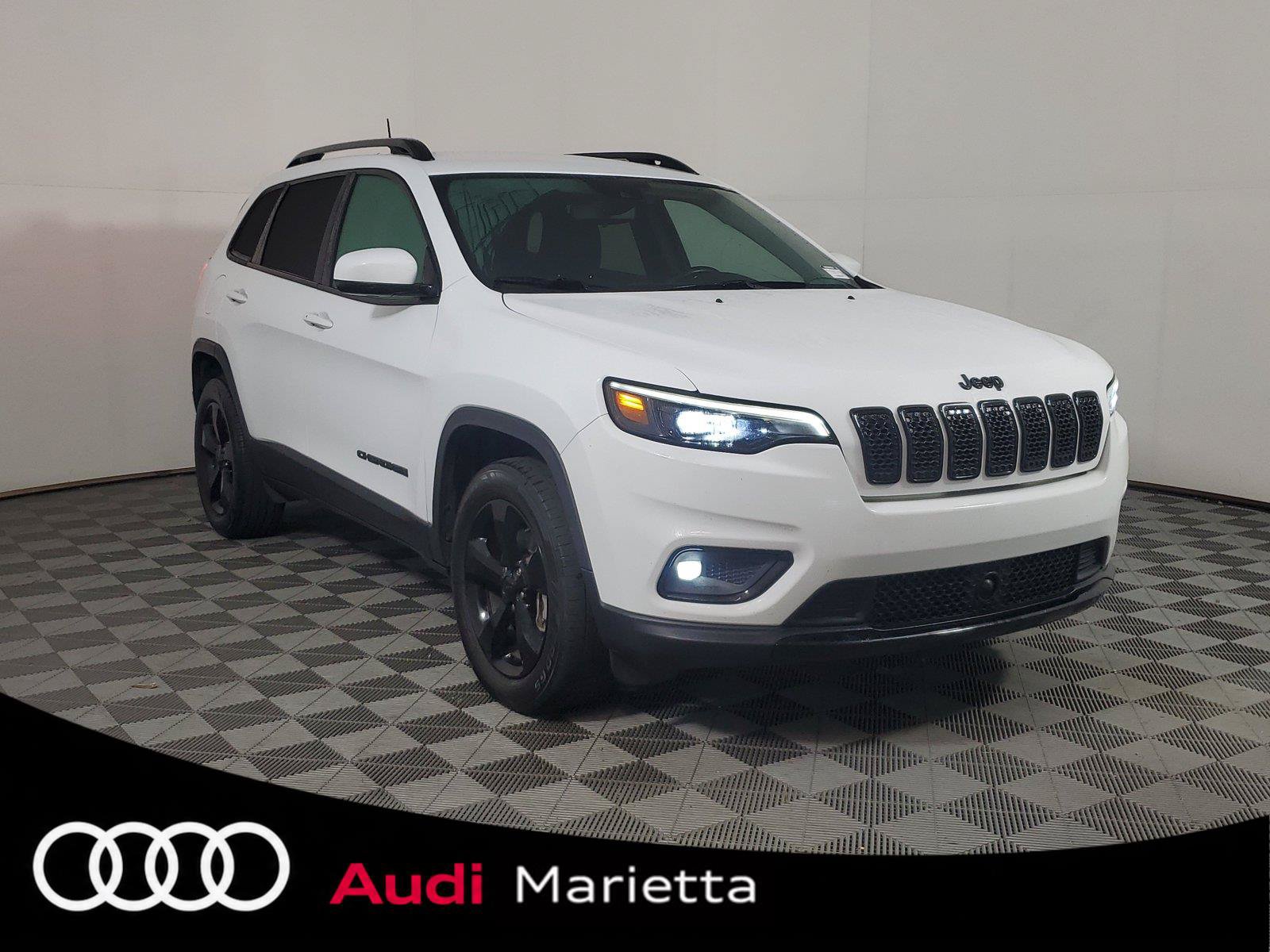 Used 2021 Jeep Cherokee Latitude Plus AWD/4WD image 1