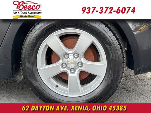 Used 2014 Chevrolet Cruze LT w/ Technology Package image 8