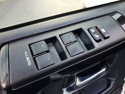 Used 2020 Toyota 4Runner SR5 image 22