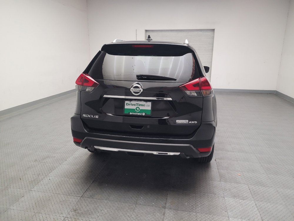 Used 2019 Nissan Rogue S w/ Special Edition Package AWD/4WD image 7