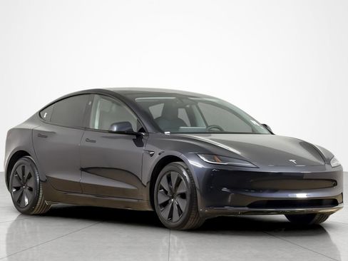 Used 2025 Tesla Model 3 Long Range RWD image 7