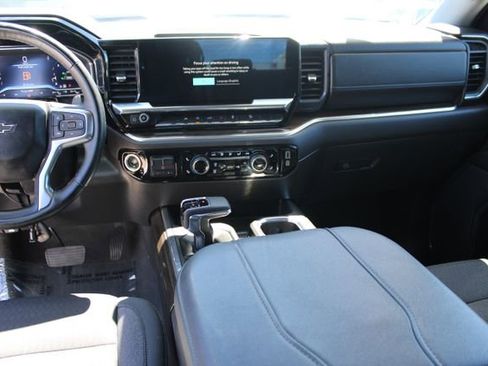 Used 2024 Chevrolet Silverado 1500 LT Trail Boss w/ Protection Package AWD/4WD image 20