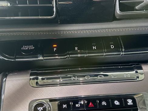 Certified 2025 Lincoln Aviator 2WD w/ Equipment Group 101A image 20