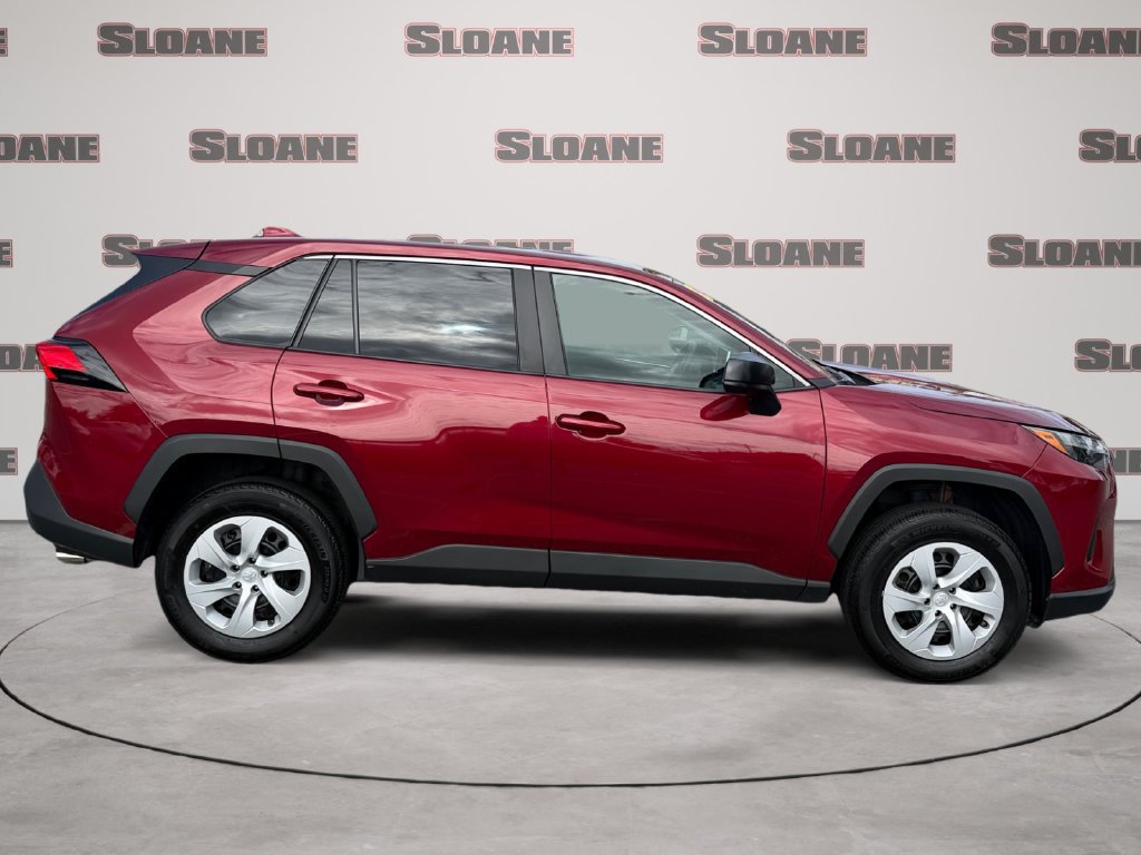 Used 2025 Toyota RAV4 LE AWD/4WD image 6