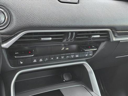 Used 2024 MAZDA CX-90 3.3 Turbo w/ Preferred Plus image 16