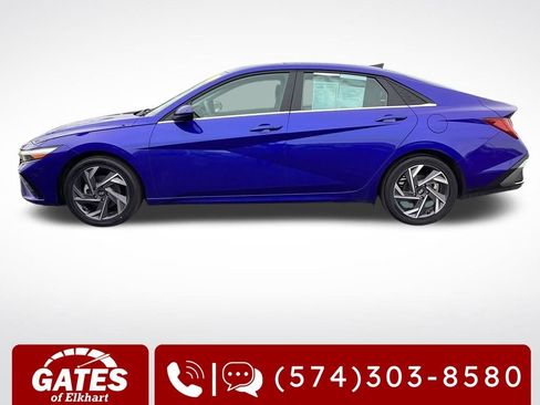 Used 2025 Hyundai Elantra SEL image 6