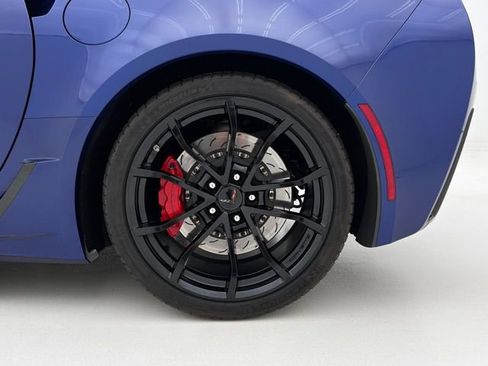 Used 2017 Chevrolet Corvette Grand Sport w/ Carbon Flash Badge Package RWD image 34