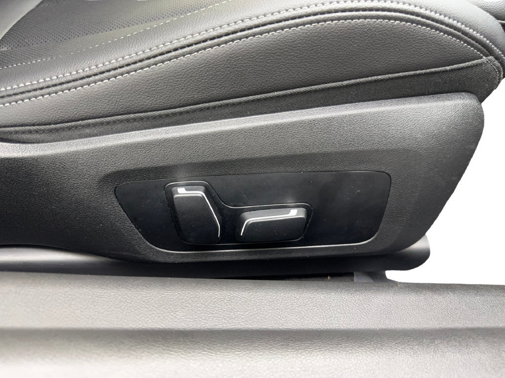 Used 2026 BMW 230i Coupe RWD image 42