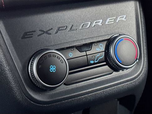 Certified 2025 Ford Explorer ST-Line w/ ST-Line Street Pack AWD/4WD image 26