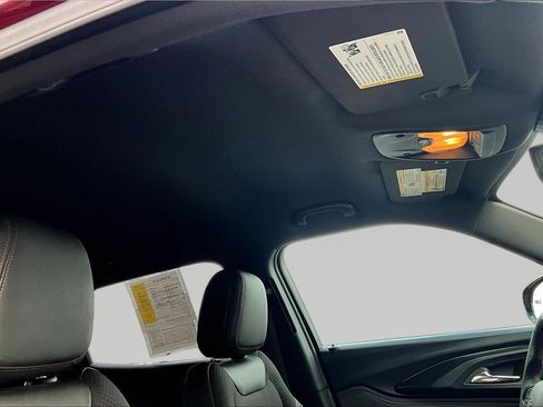 Used 2023 Chevrolet TrailBlazer RS w/ Convenience Package image 19