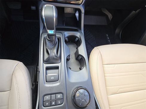 New 2025 Ford Ranger Lariat image 23