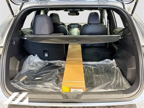 Certified 2025 Subaru Crosstrek 2.5i Sport w/ Crosstrek Mirror Package image 26