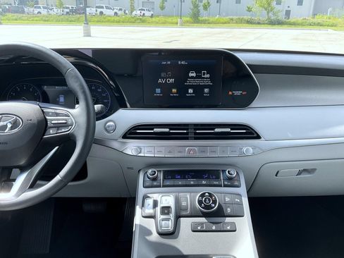 Used 2020 Hyundai Palisade SEL w/ Premium Package AWD/4WD image 13