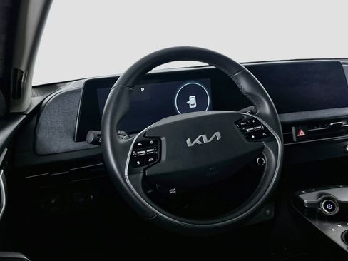 Used 2023 Kia EV6 Wind RWD image 18