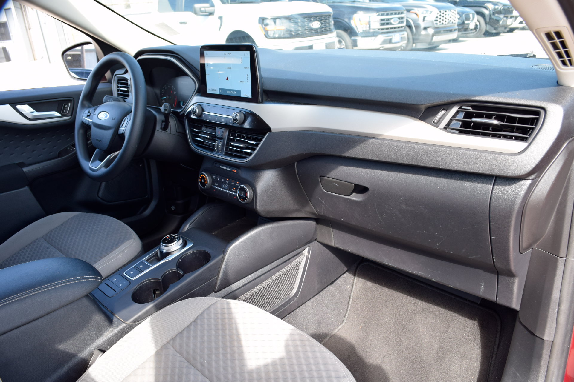 Used 2020 Ford Escape SE FWD image 21