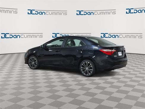 Used 2015 Toyota Corolla S image 7