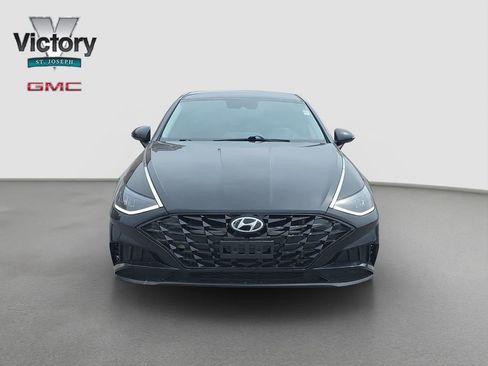 Used 2020 Hyundai Sonata SEL FWD image 2