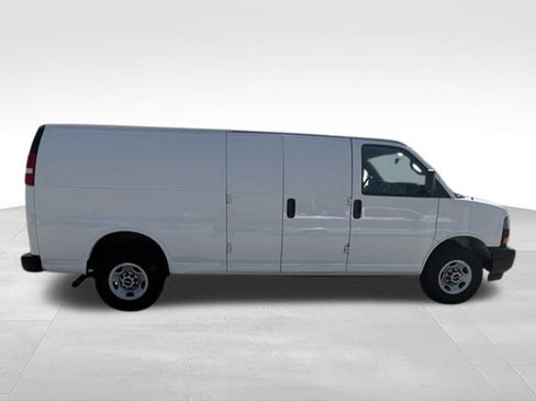 Used 2023 GMC Savana 2500 Extended w/ Driver Convenience Package RWD image 20
