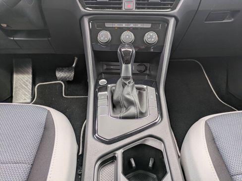 New 2026 Volkswagen Taos S FWD image 19