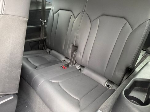Used 2023 Audi Q7 Premium Plus w/ Premium Plus Package image 23