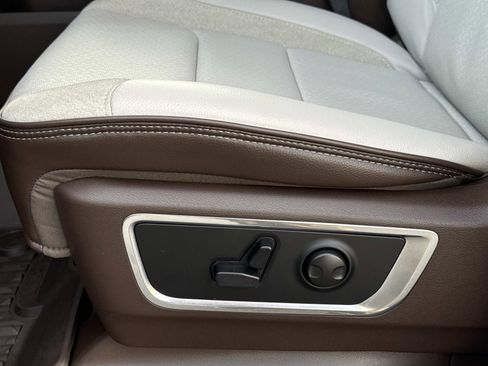Used 2026 RAM 1500 Laramie image 21