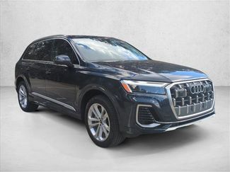 Used 2025 Audi Q7 3.0T Premium Plus w/ Premium Plus Package video 3