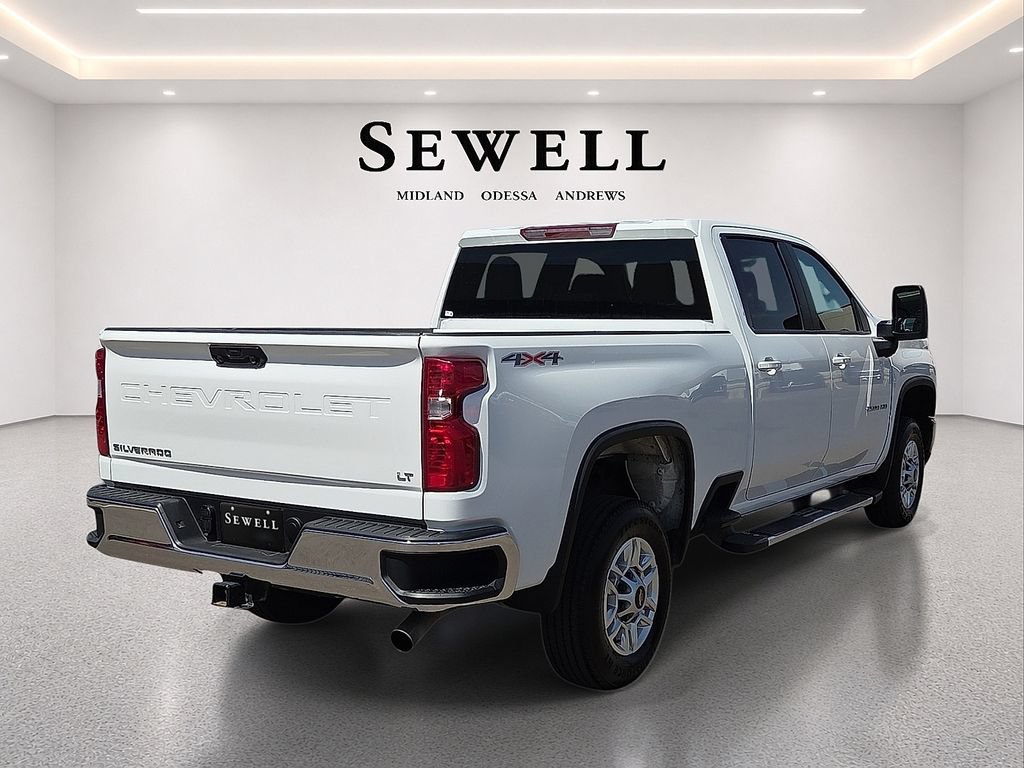 Used 2025 Chevrolet Silverado 2500 LT w/ Convenience Package AWD/4WD image 4