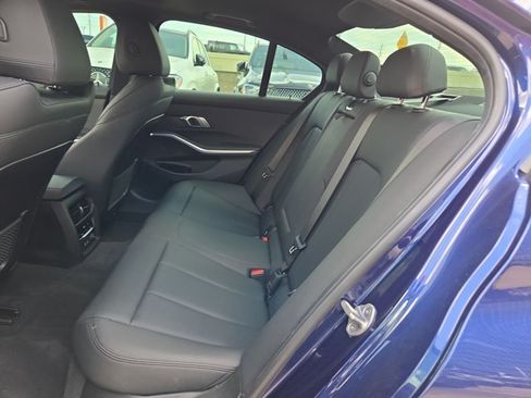 Used 2020 BMW 330i Sedan w/ Convenience Package RWD image 17