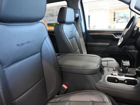 New 2026 GMC Sierra 1500 Denali AWD/4WD image 13