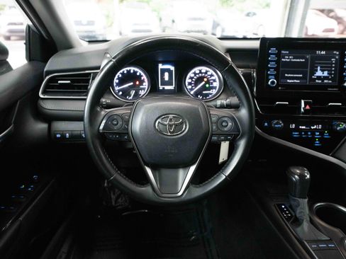Used 2024 Toyota Camry SE FWD image 21
