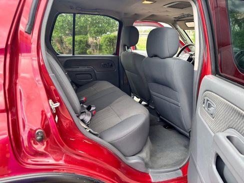 Used 2002 Nissan Xterra XE image 32