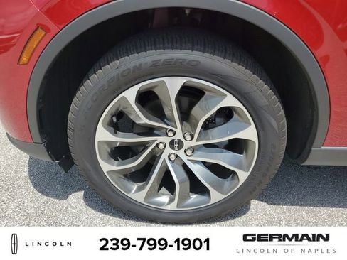 New 2025 Lincoln Aviator AWD w/ Equipment Group 101A image 12