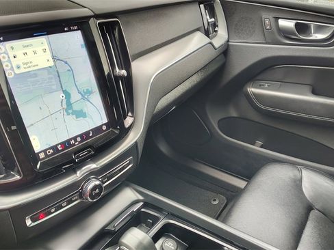 Certified 2023 Volvo XC60 B5 Core w/ Climate Package image 23