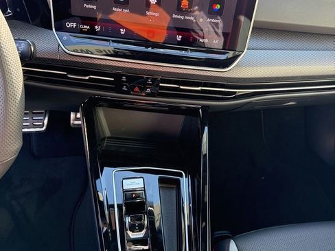 New 2025 Volkswagen GTI SE image 25