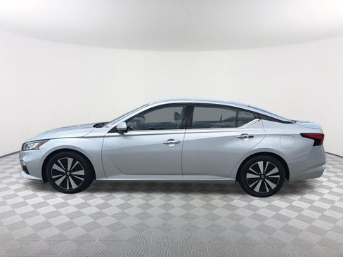 Used 2019 Nissan Altima 2.5 SL FWD image 14