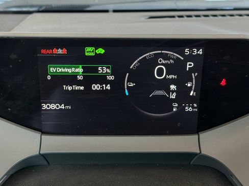 Used 2024 Toyota Prius Prime FWD image 27